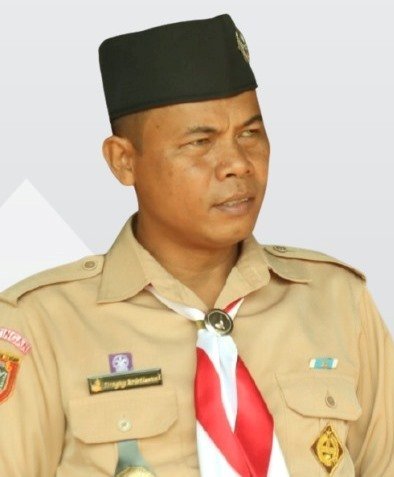 HENGKY KRISTIAWAN LALINI, S.Pd